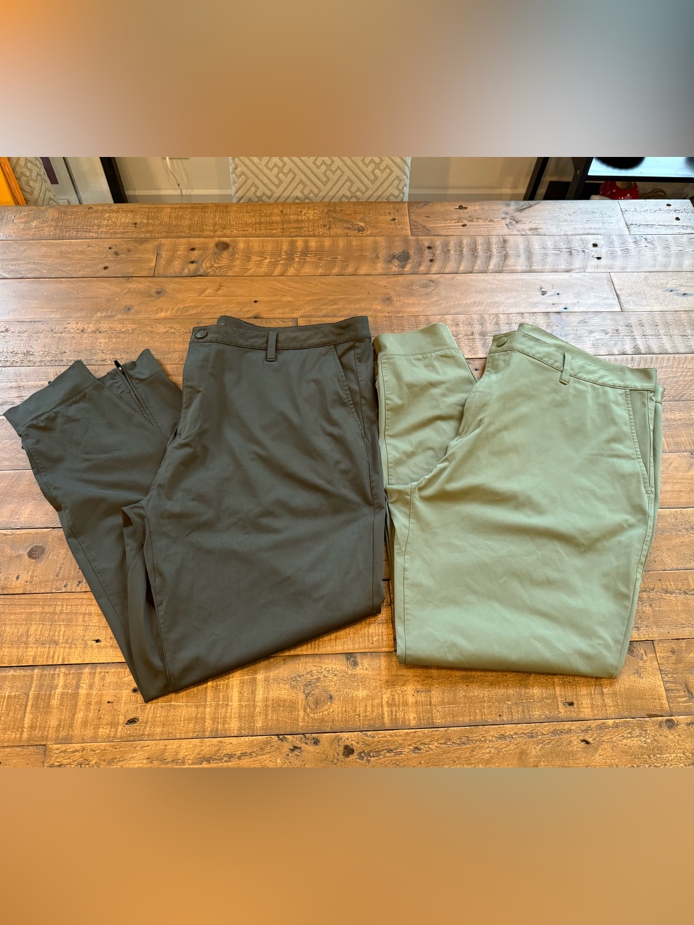 2 pair Mens RHÔNE joggers size 40, olive & light green, selling both